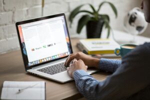The Benefits of Voicemail Drops for Small Business Marketing 